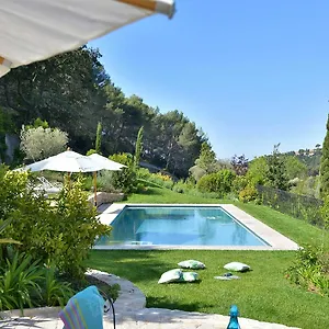 le-mas-du-perthus.fr-provencehotel.com/